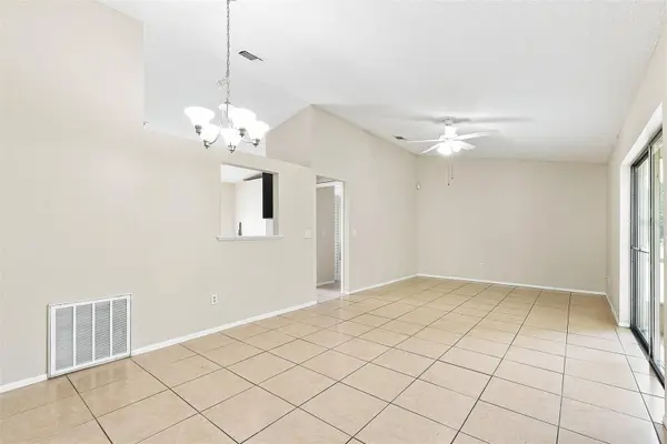 7720 LAKESIDE WOODS DR, Orlando, FL 32810