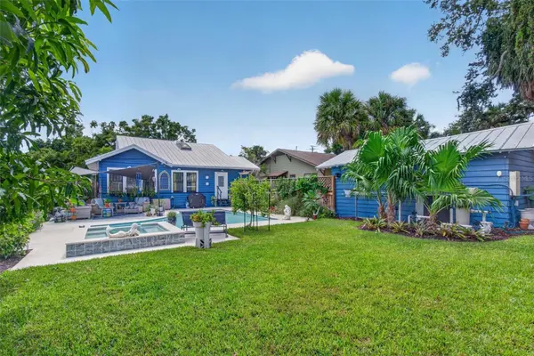 2318 7TH AVE W, Bradenton, FL 34205