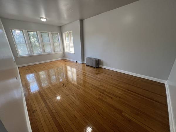 6802 S Clyde AVE #3, Chicago, IL 60649