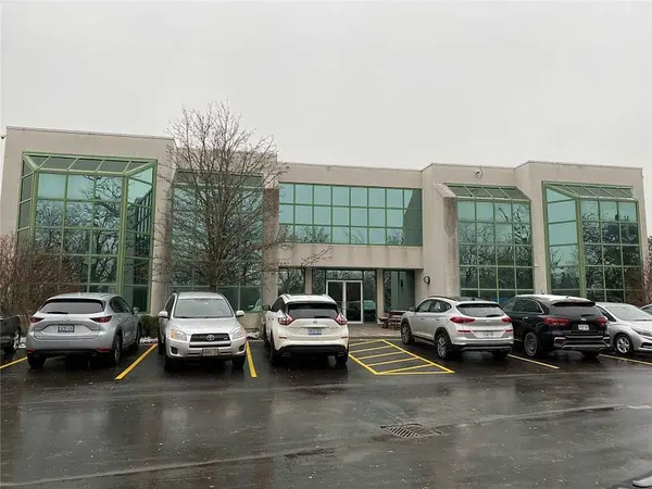 275 Renfrew DR #208, Markham, ON L3R 0C8