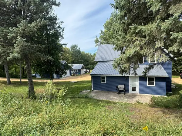 47324 355th AVE, Kasota, MN 56050