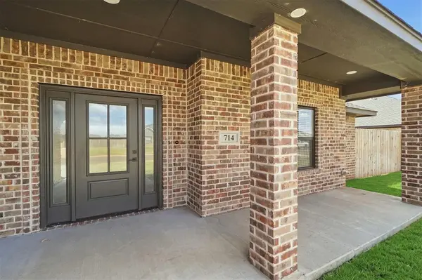 714 Sheryl LN, Altus, OK 73521