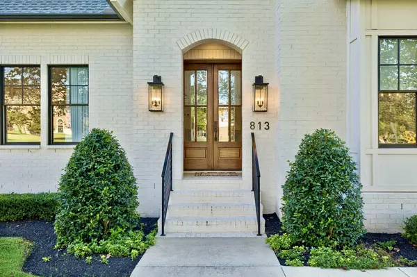 813 Hillsboro Rd, Franklin, TN 37064