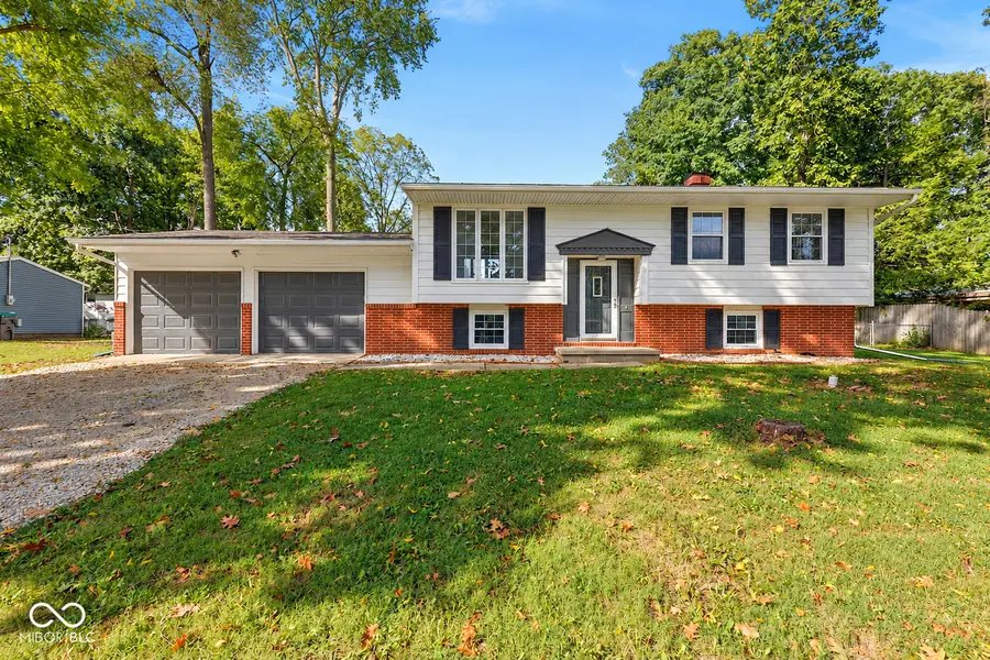 8312 W Lone Beech DR, Muncie, IN 47304