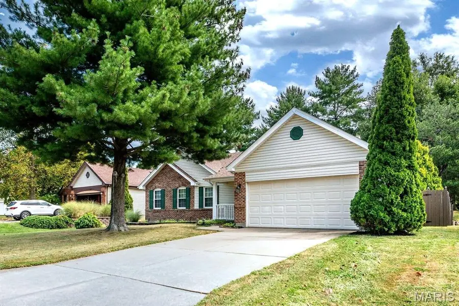5 Aken CT, St Peters, MO 63376