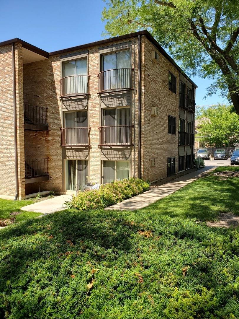 1940 Cherry LN #213, Northbrook, IL 60062