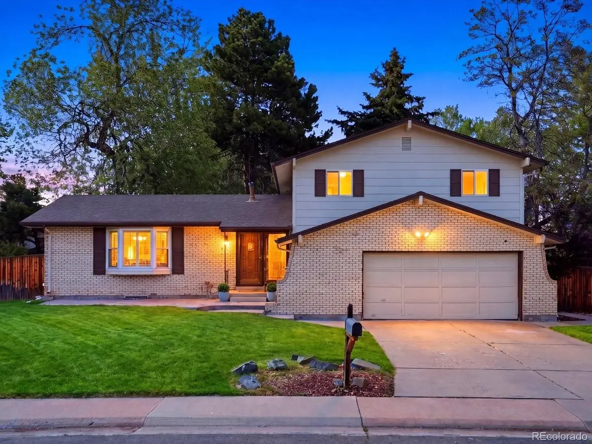 8923 W Warren, Lakewood, CO 80227