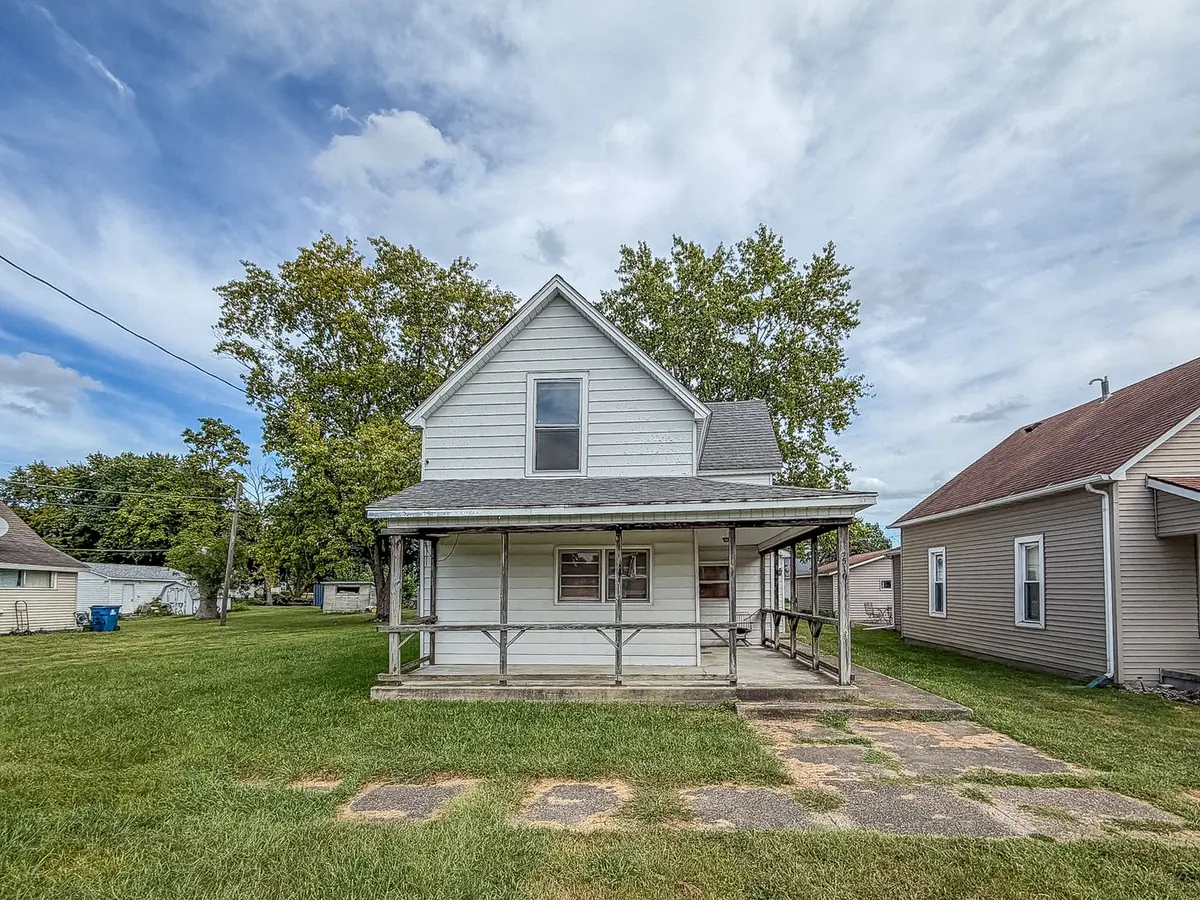 510 N 3rd ST, Hoopeston, IL 60942