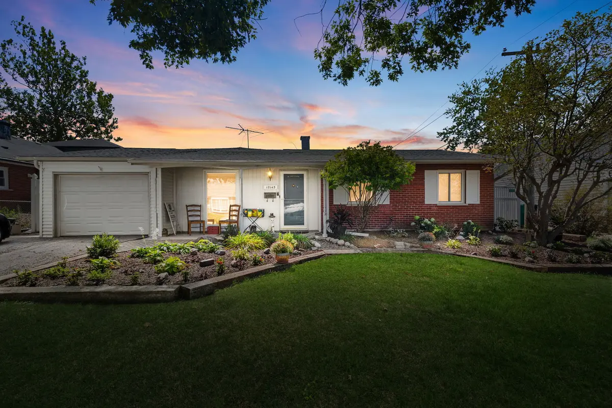 10145 Hyacinth DR, Orland Park, IL 60462