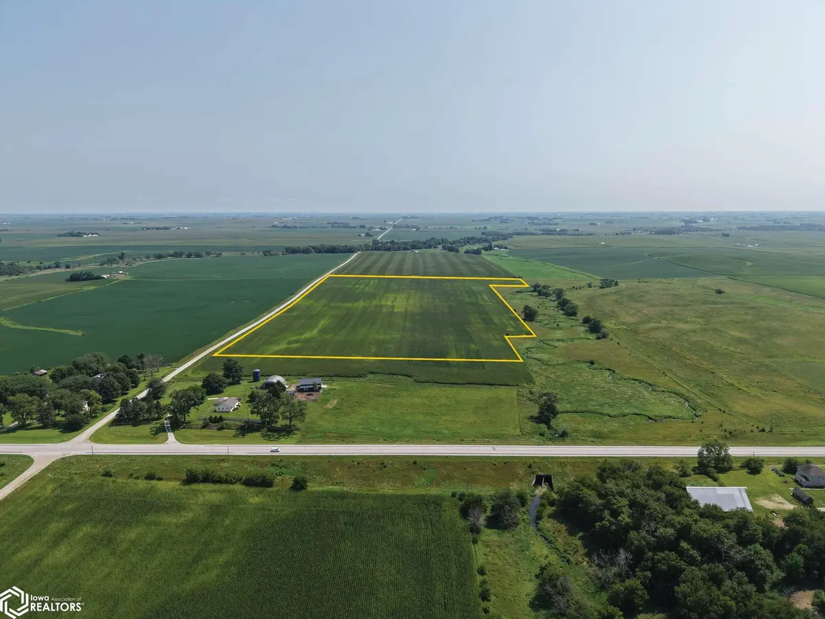 110th St., Pilot Mound, IA 50036