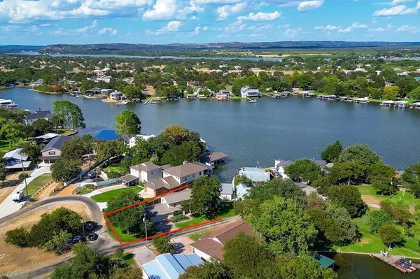 301 Princess LN, Sunrise Beach, TX 78643
