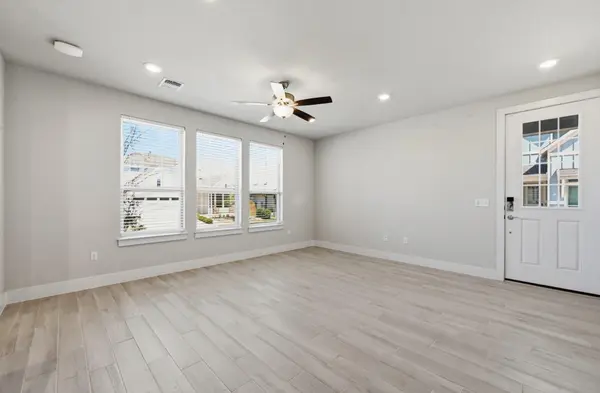 8401 Orizzonte ST, Austin, TX 78744