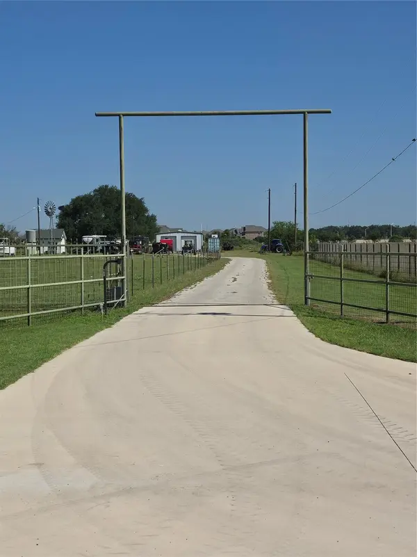 180 Shell Stone TRL, Georgetown, TX 78628