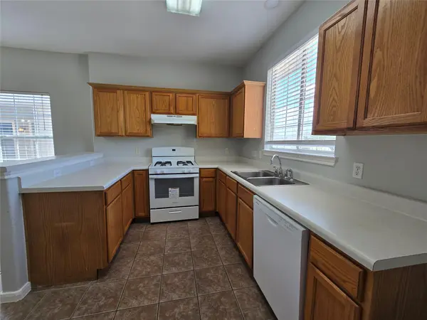 2817 Southampton WAY #B, Round Rock, TX 78664