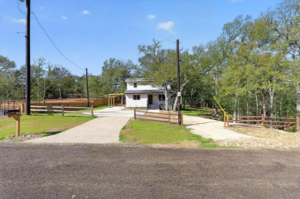 182 Helemano DR, Bastrop, TX 78602