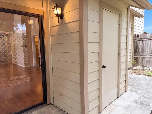 3801 Menchaca RD #24, Austin, TX 78704