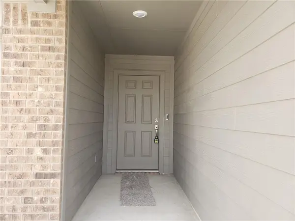 109 Red Buckeye ST, Hutto, TX 78634