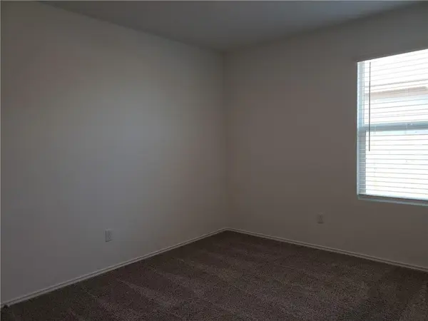109 Red Buckeye ST, Hutto, TX 78634