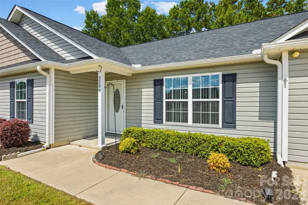 3200 Silver Fox CIR #48, Lancaster, SC 29720