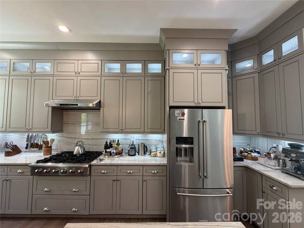 7902 Denbur DR, Charlotte, NC 28215