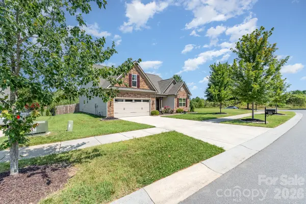 2010 Knocktree DR, Indian Trail, NC 28079