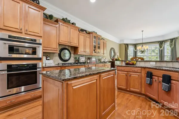 2815 Bevis LN, Waxhaw, NC 28173