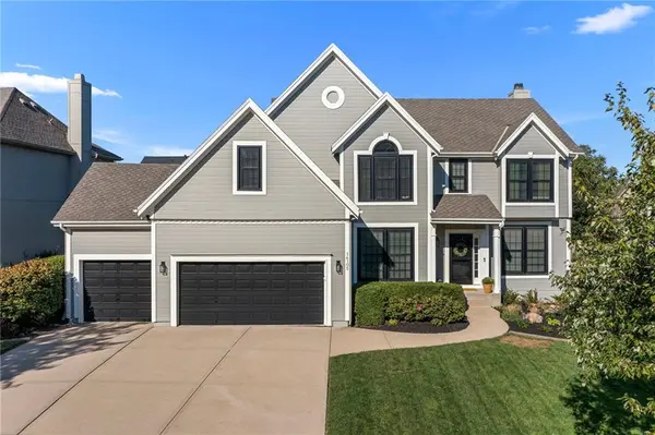 14105 Bradshaw ST, Overland Park, KS 66221