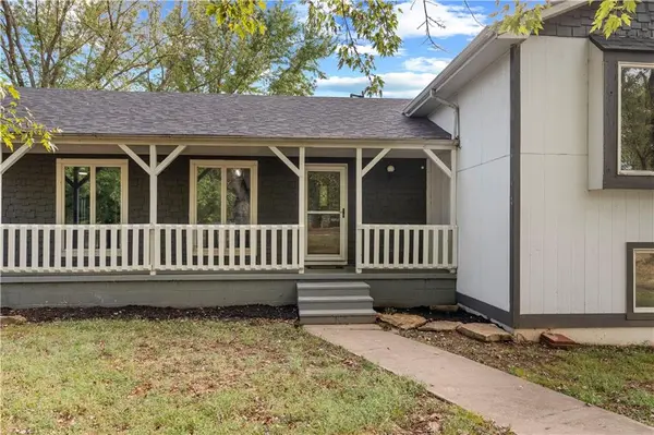 16372 S 1338 RD, Nevada, MO 64772