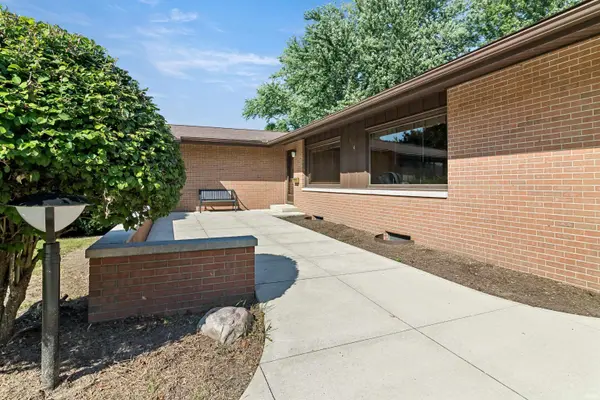 604 N 3rd ST, Gas City, IN 46933