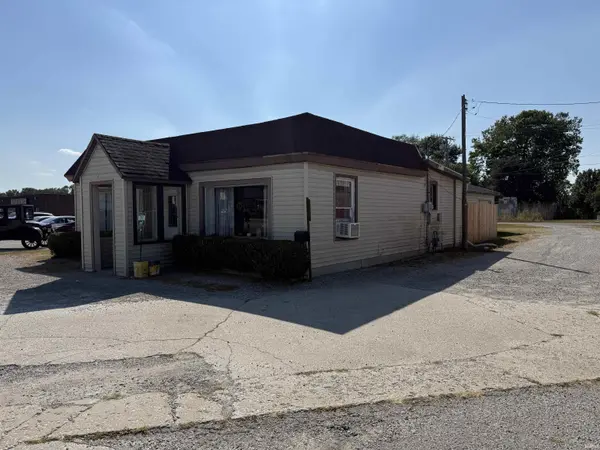 1125 US 24 W ***, Logansport, IN 46947