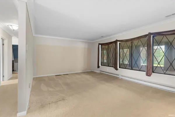5465 N Feather Valley RD, Fremont, IN 46737