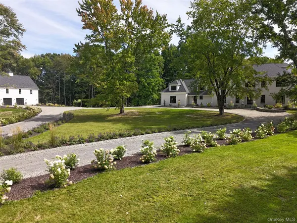 296-302 Stanford RD, Millbrook, NY 12545