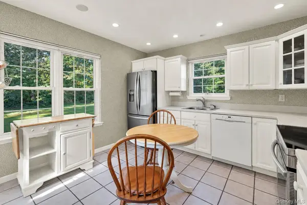2555 Youngs AVE #11A, Southold, NY 11971