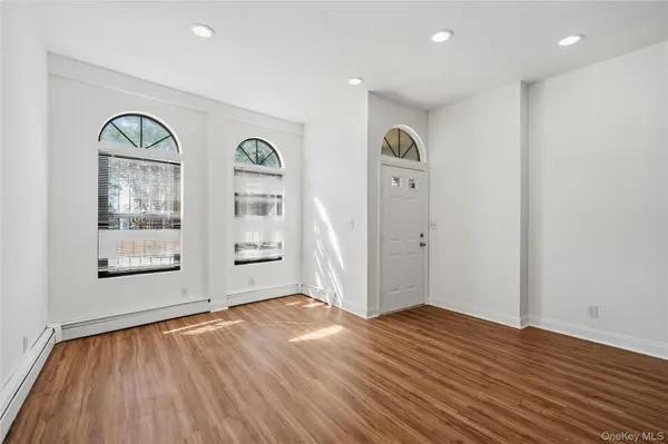 7719 Parsons BLVD, Fresh Meadows, NY 11366