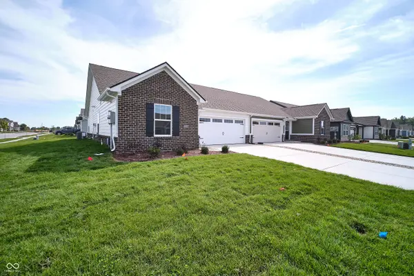 8707 Maroska ST, Fortville, IN 46040