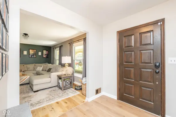 1916 Hillcrest AVE, Anderson, IN 46011
