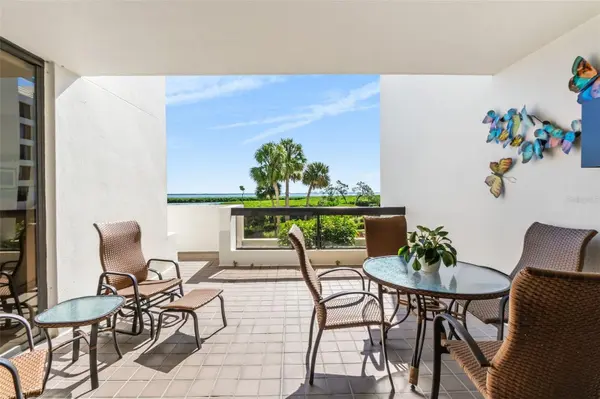 1932 HARBOURSIDE DR #214, Longboat Key, FL 34228