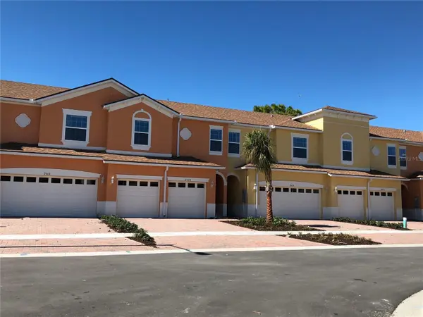 2043 ROYAL VISTA CT, Orlando, FL 32817