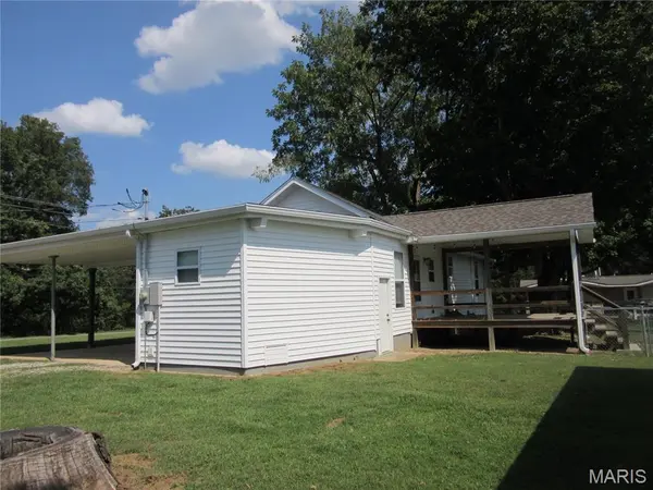2744 Barron RD, Poplar Bluff, MO 63901