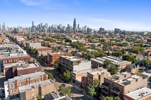 1921 W Chicago AVE, Chicago, IL 60622