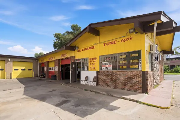 105 N Pulaski RD, Chicago, IL 60624