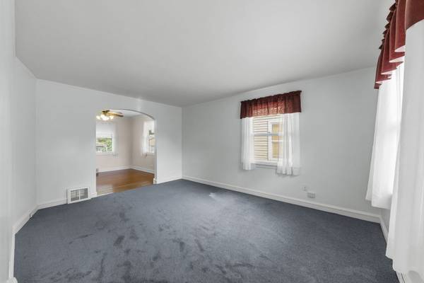 14918 Hamlin AVE, Midlothian, IL 60445