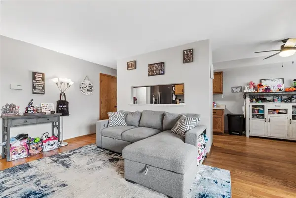 7932 164th CT #251, Tinley Park, IL 60477