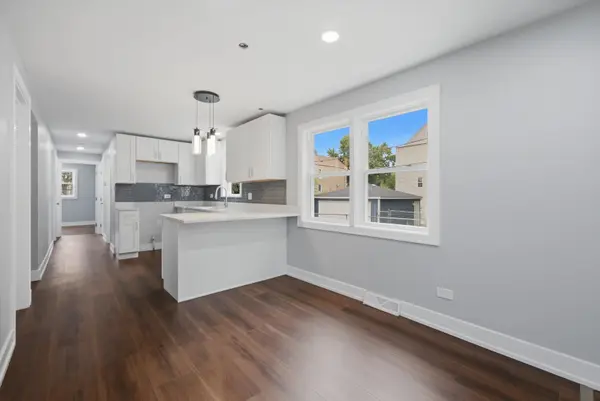 2016 W 52nd ST, Chicago, IL 60609