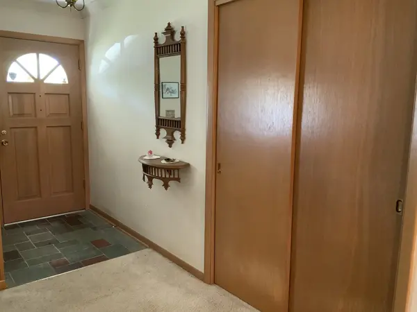 2271 Fitchome ST, Aurora, IL 60506