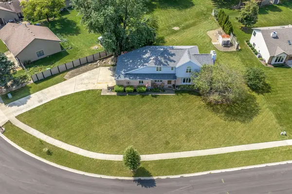 144 Zapata LN, Minooka, IL 60447