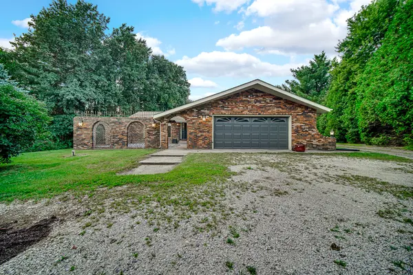 435 W 300, Valparaiso, IN 46385