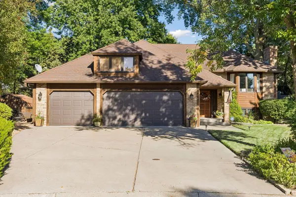 5170 Hemlock LN N, Plymouth, MN 55442