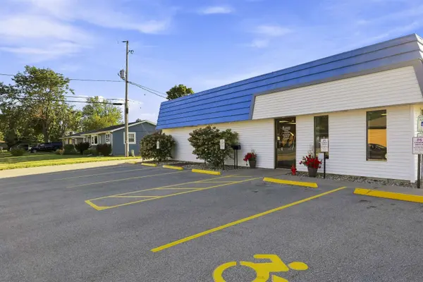 1001 W NORTHLAND AVE, Appleton, WI 54914