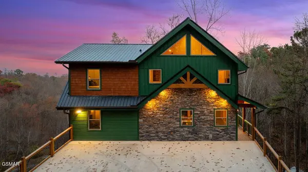 1857 Beach Front Drive, Sevierville, TN 37876